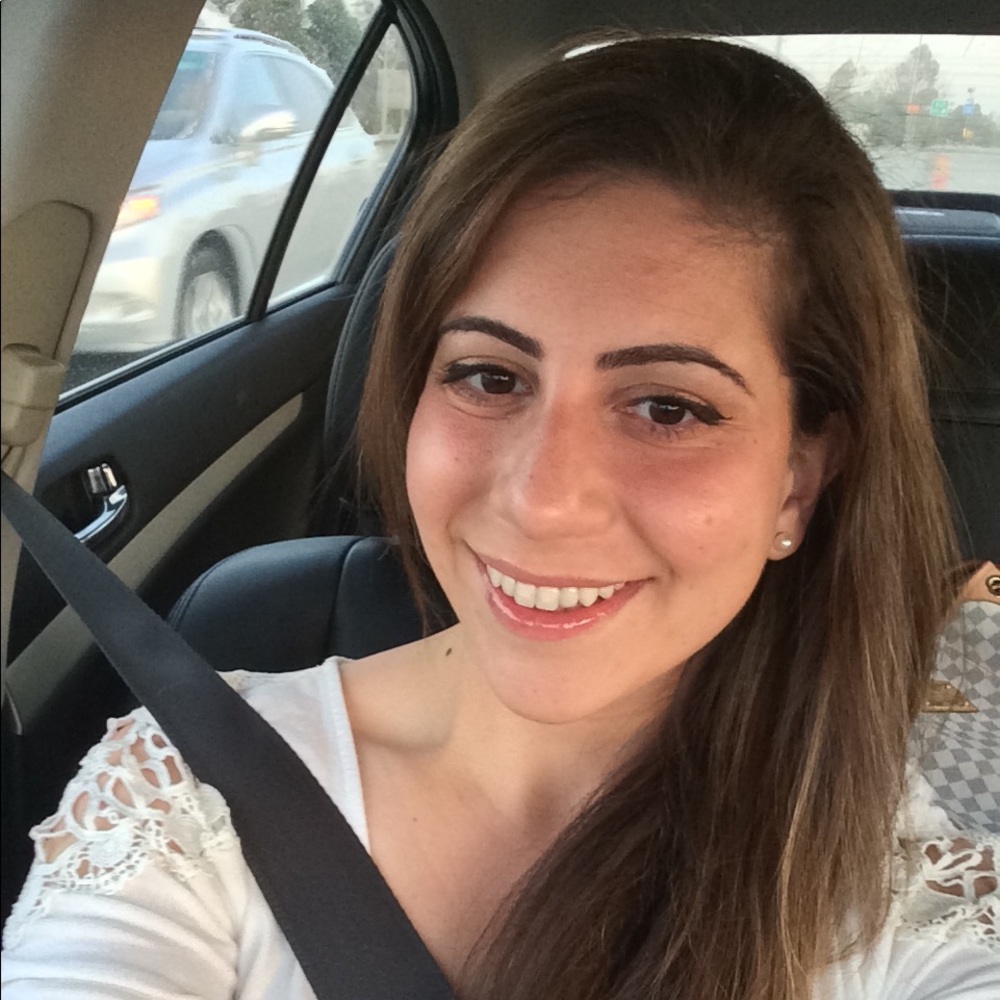 Meet your Posher, Deanna